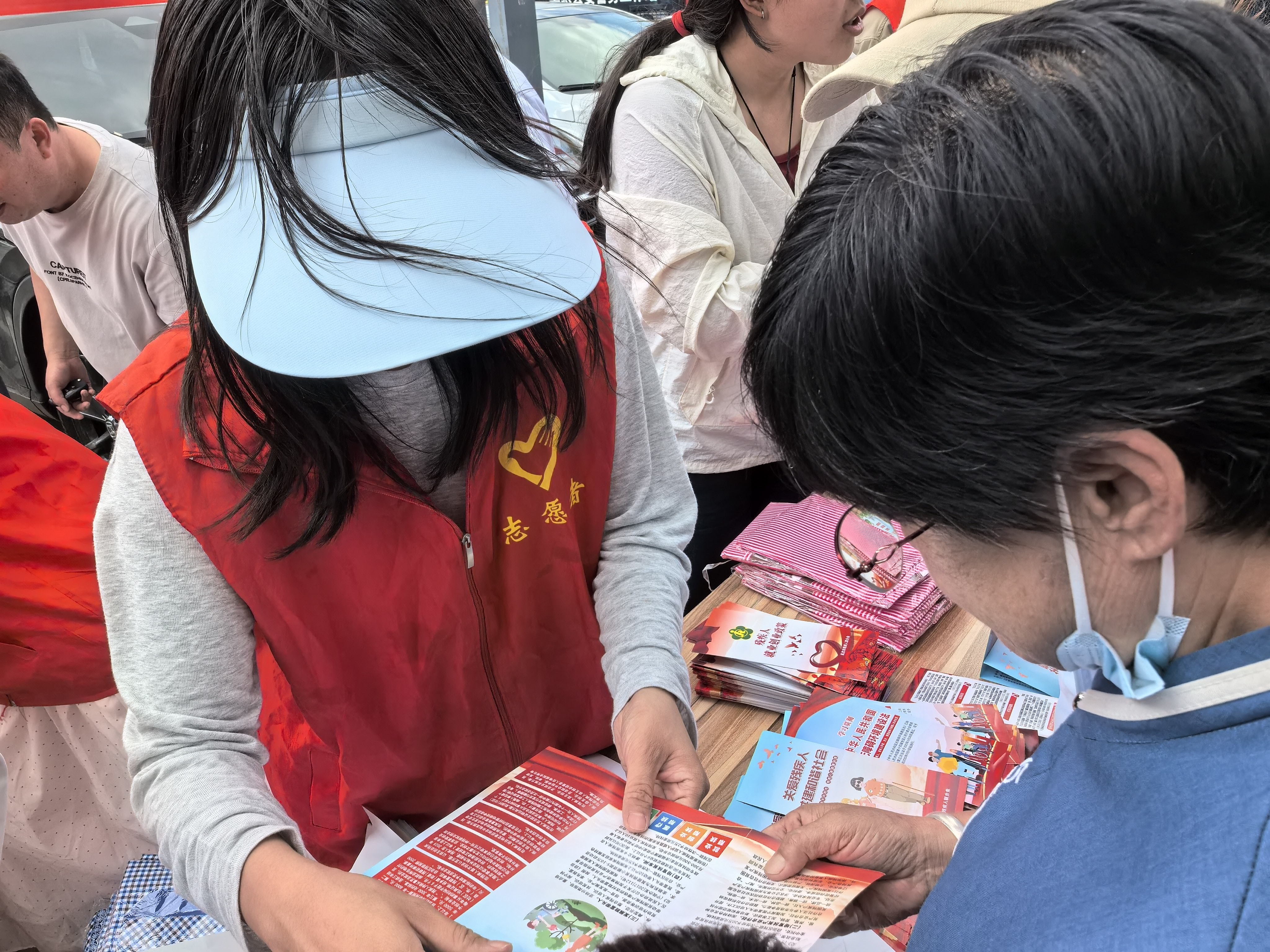 图片3.png 冰球突破试玩网站