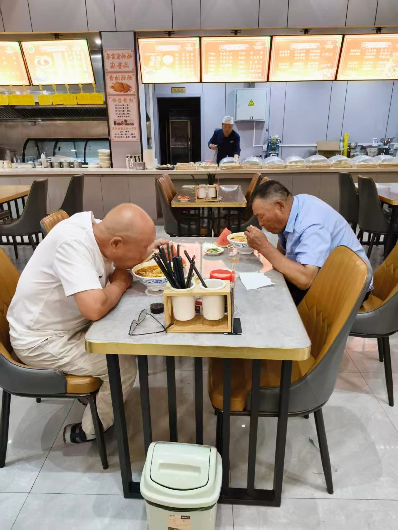 图片1.png 冰球突破试玩网站