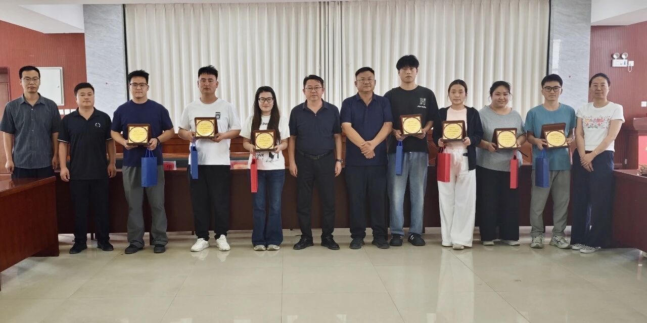 微信图片_2026-08-12_094916_126.jpg 冰球突破试玩网站